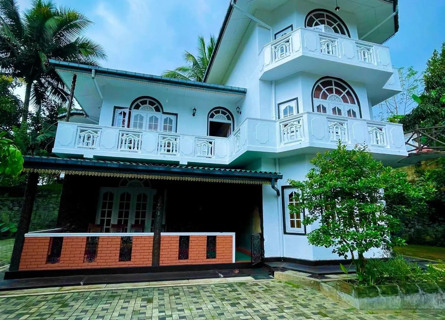Hotel Elegant Stays Bungalow Kandy